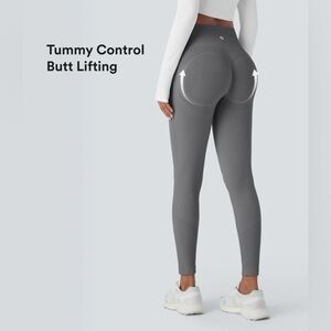 Halara Seamless Flow High Waisted Tummy Control Butt Lifting 7/8 leggings